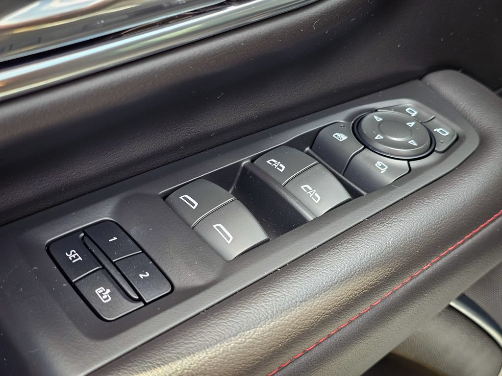 Used 2024 Chevrolet Tahoe RST w/ Luxury Package AWD/4WD image 11