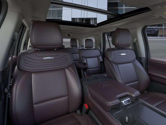 New 2026 Ford Expedition Platinum image 11