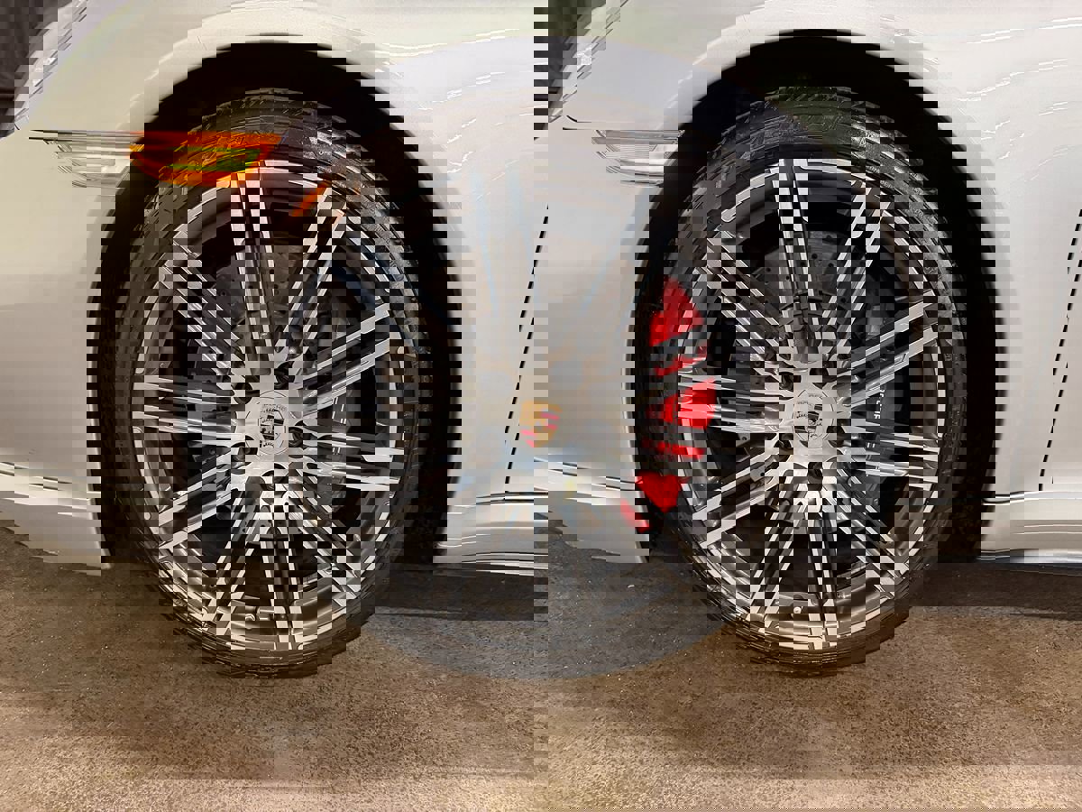 Used 2014 Porsche 911 Turbo image 22