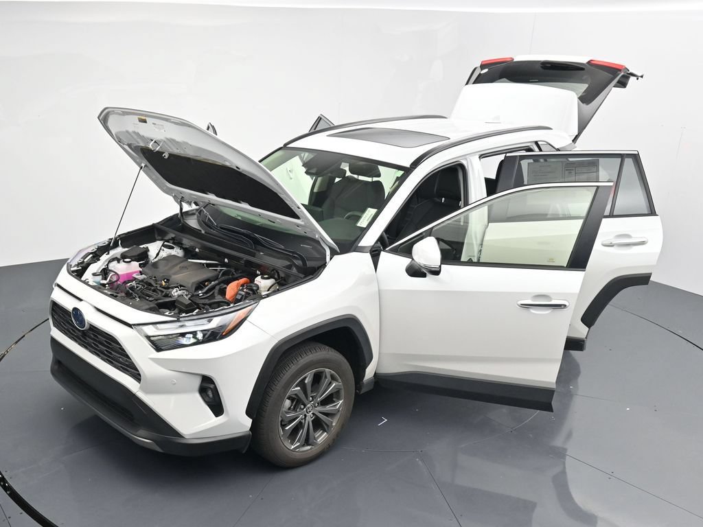 Used 2024 Toyota RAV4 Limited w/ Advanced Technology Package AWD/4WD image 38