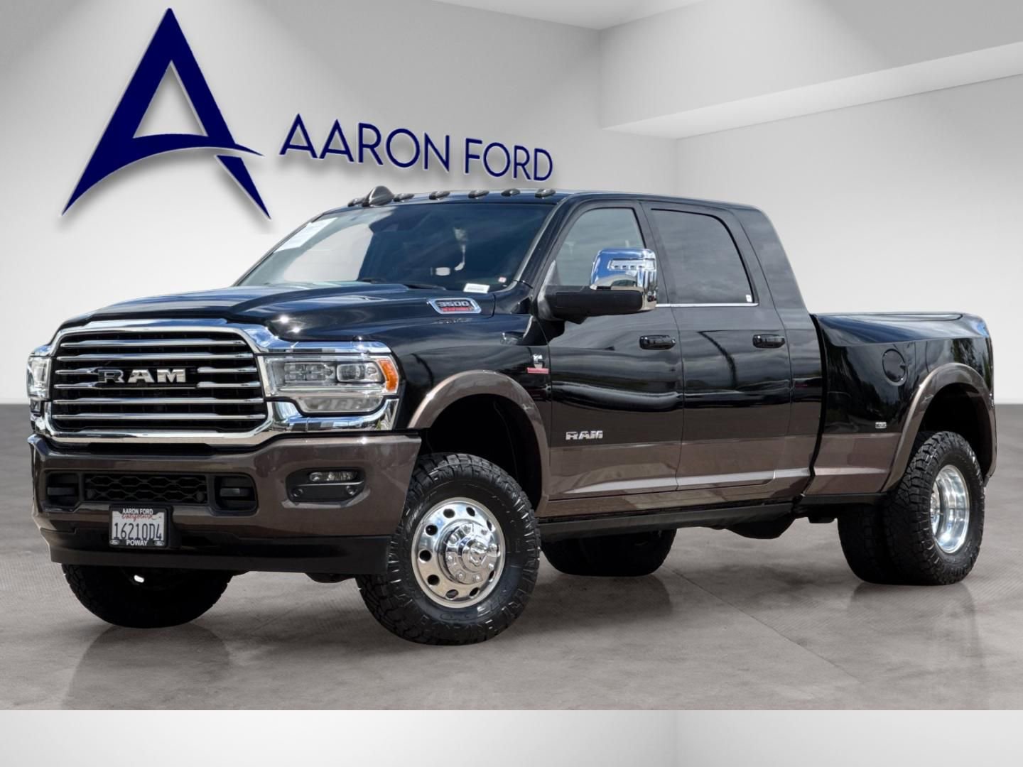 Used 2024 RAM 3500 Limited w/ Safety Group AWD/4WD image 2