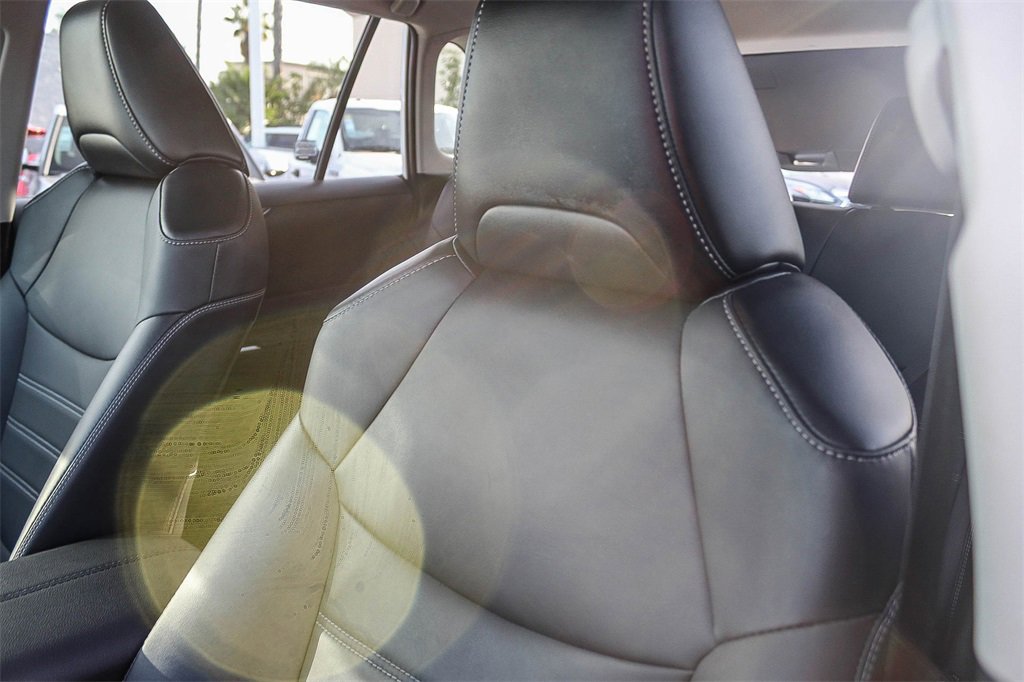Used 2023 Toyota RAV4 XLE Premium image 25