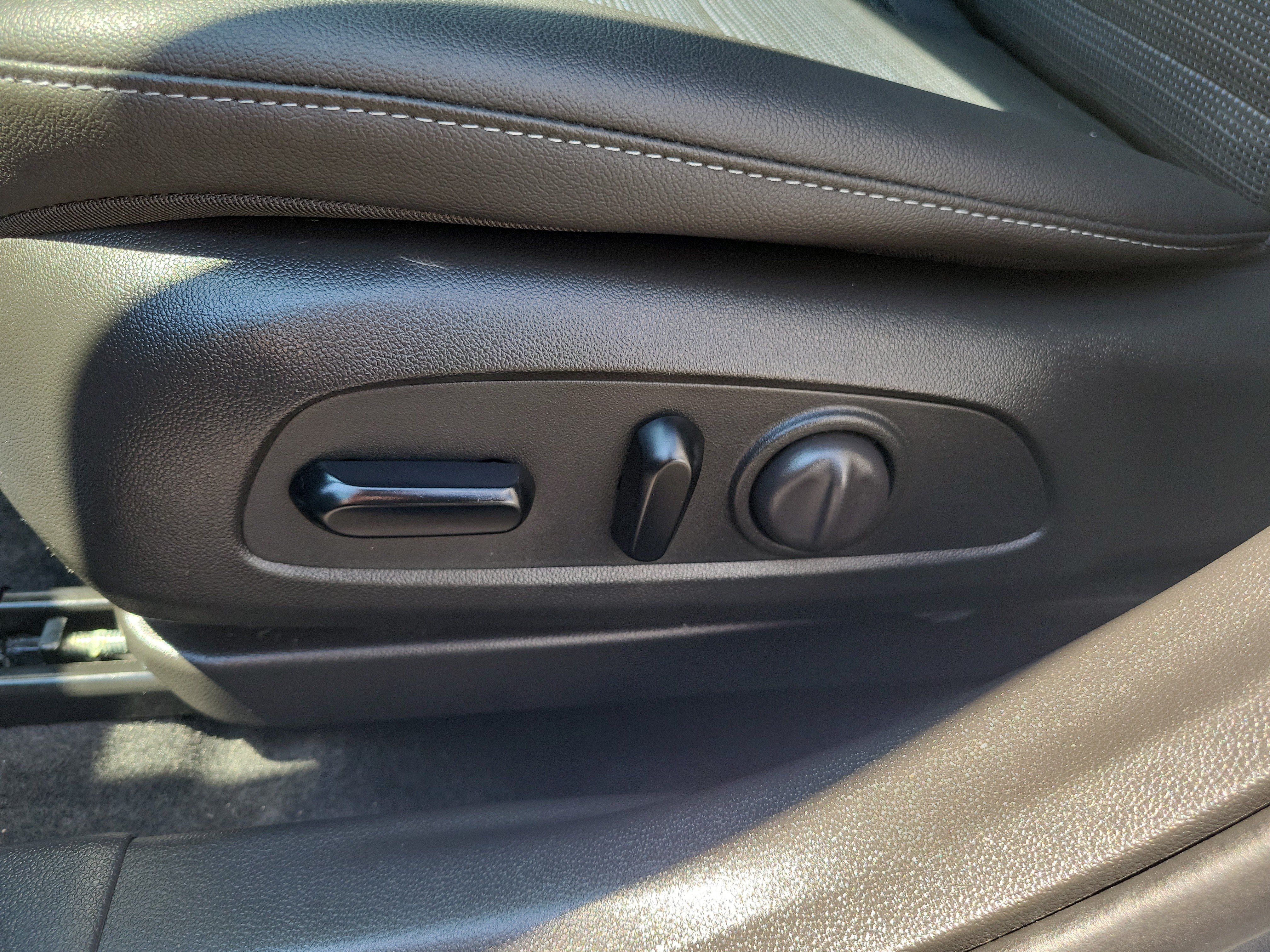 Used 2024 Buick Envista Preferred w/ Convenience I Package FWD image 16