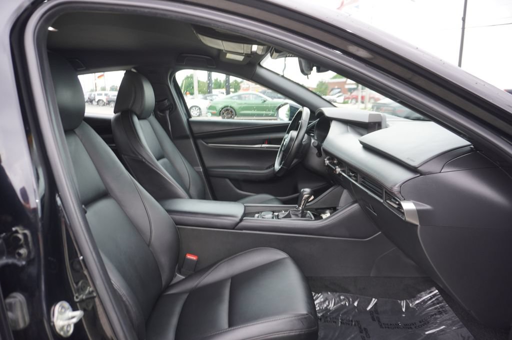 Used 2024 MAZDA MAZDA3 s FWD image 30