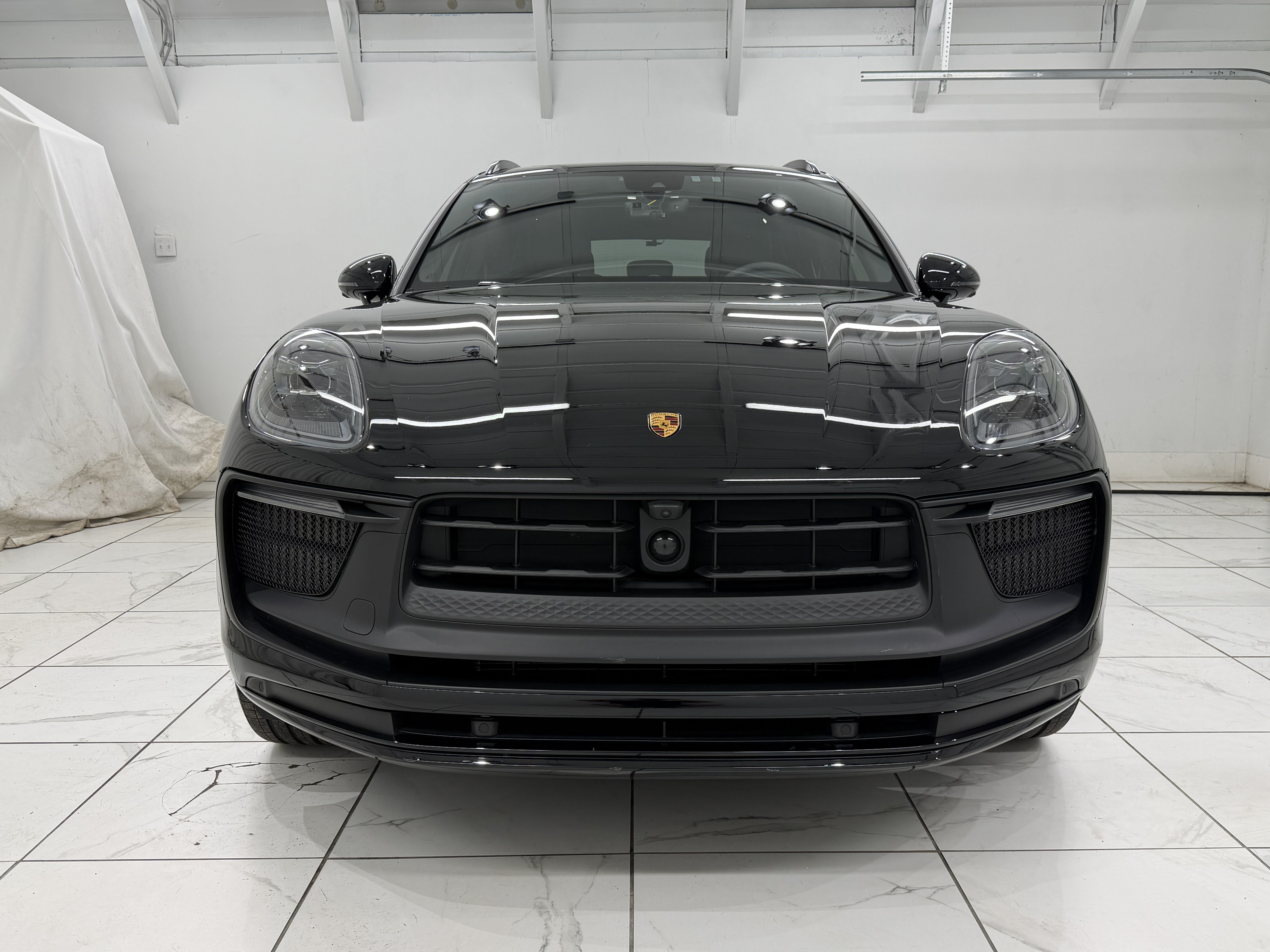 Used 2026 Porsche Macan GTS AWD/4WD image 9