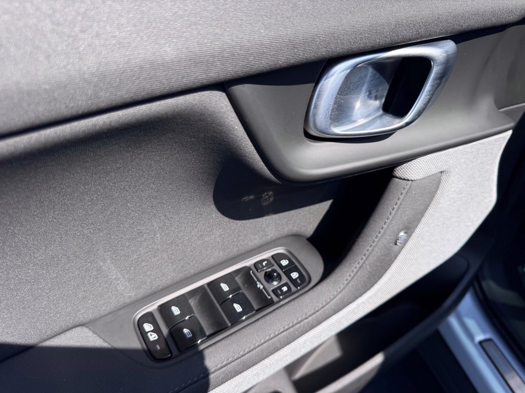Used 2024 Polestar Polestar 2 RWD image 21