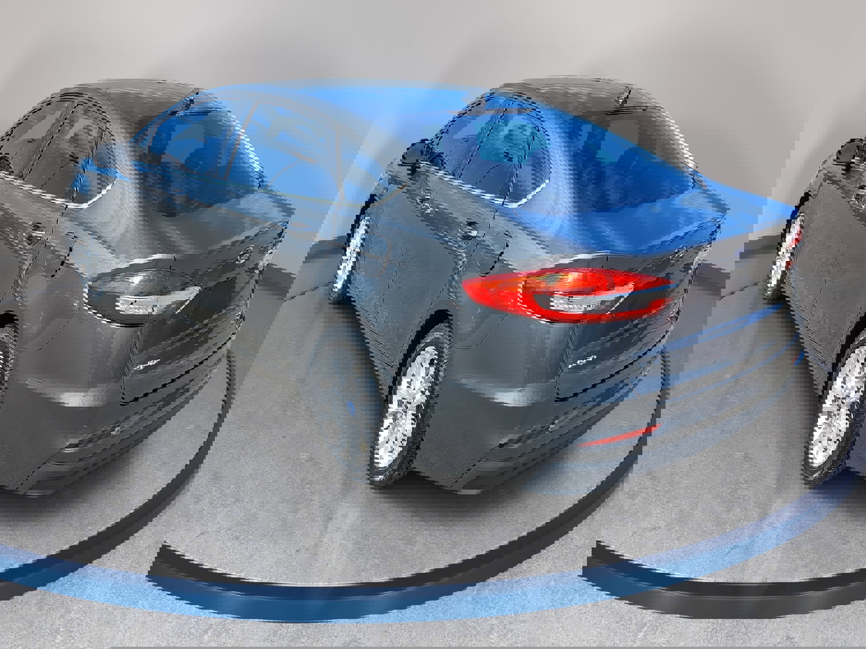 Used 2020 Ford Fusion SE image 7