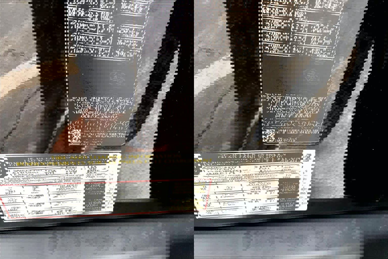 New 2026 Land Rover Defender 110 OCTA image 11