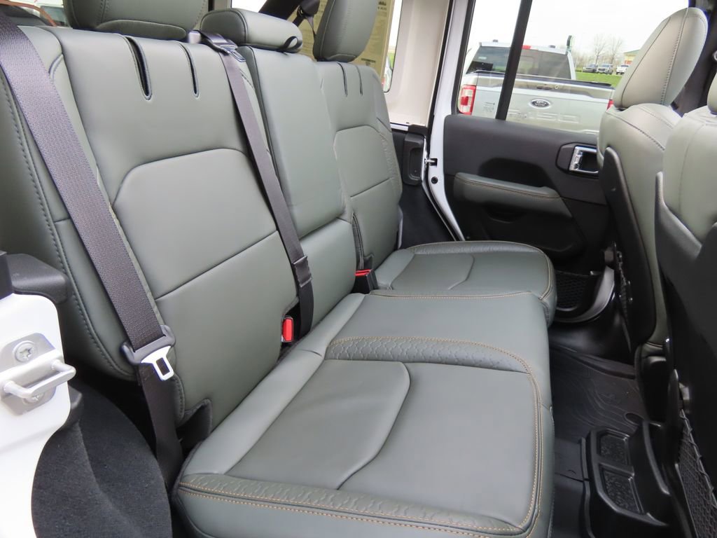 Used 2024 Jeep Wrangler High Altitude image 65