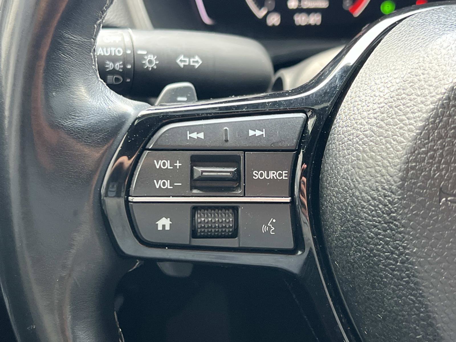 Used 2024 Honda Civic Sport image 8