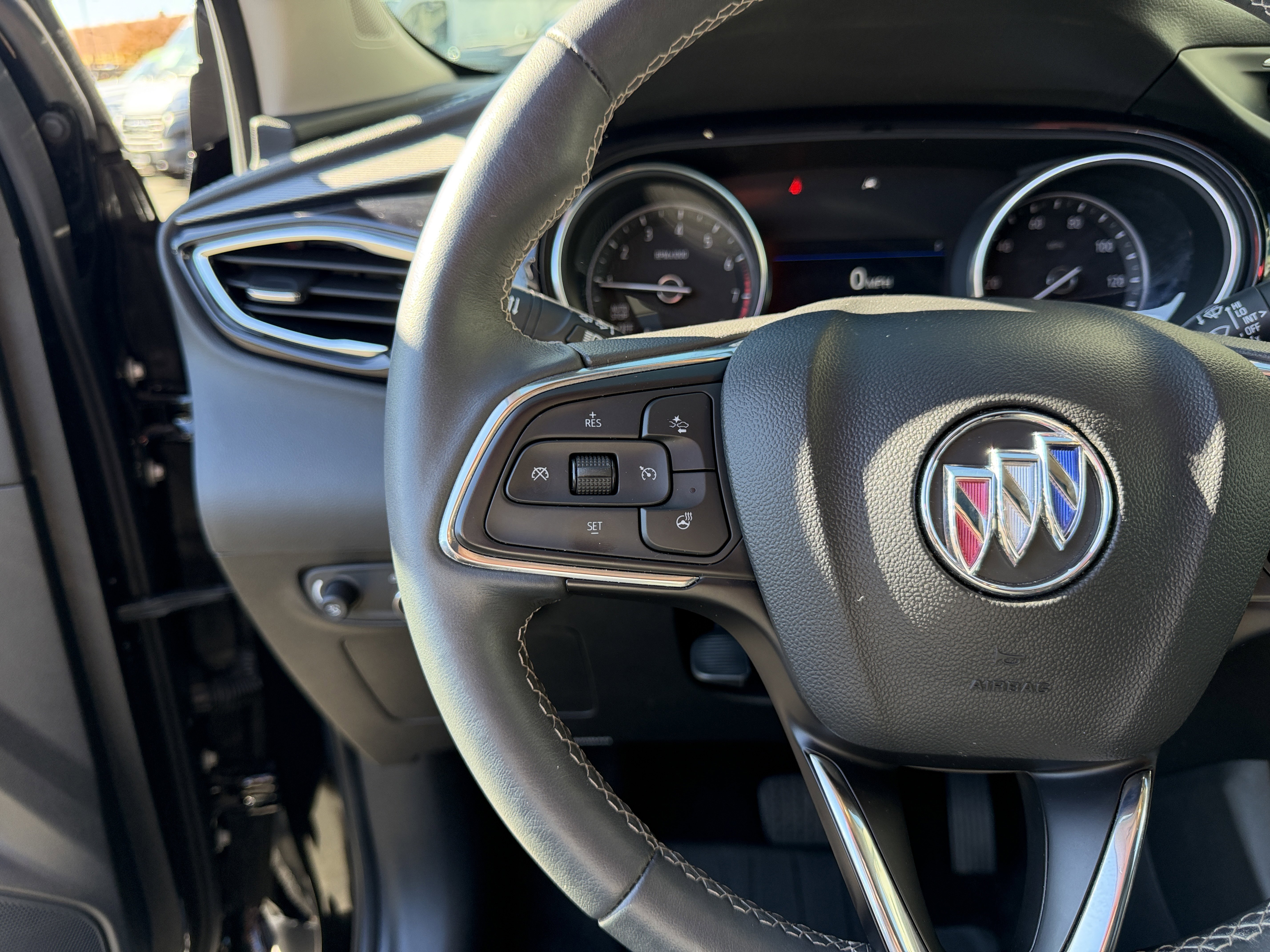 Used 2023 Buick Encore GX Essence w/ Experience Buick Package image 25