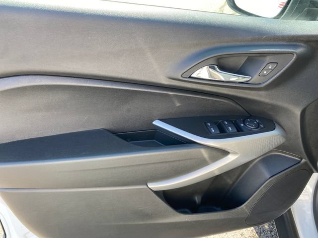 Certified 2024 Chevrolet Trax LS w/ LS Convenience Package FWD image 16