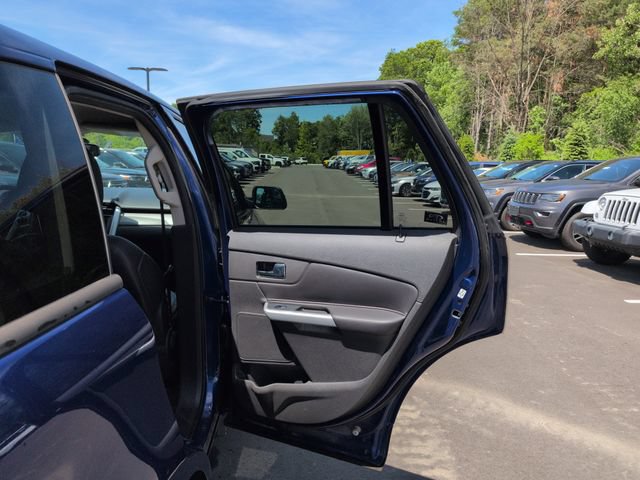 Used 2013 Ford Edge SEL FWD image 17