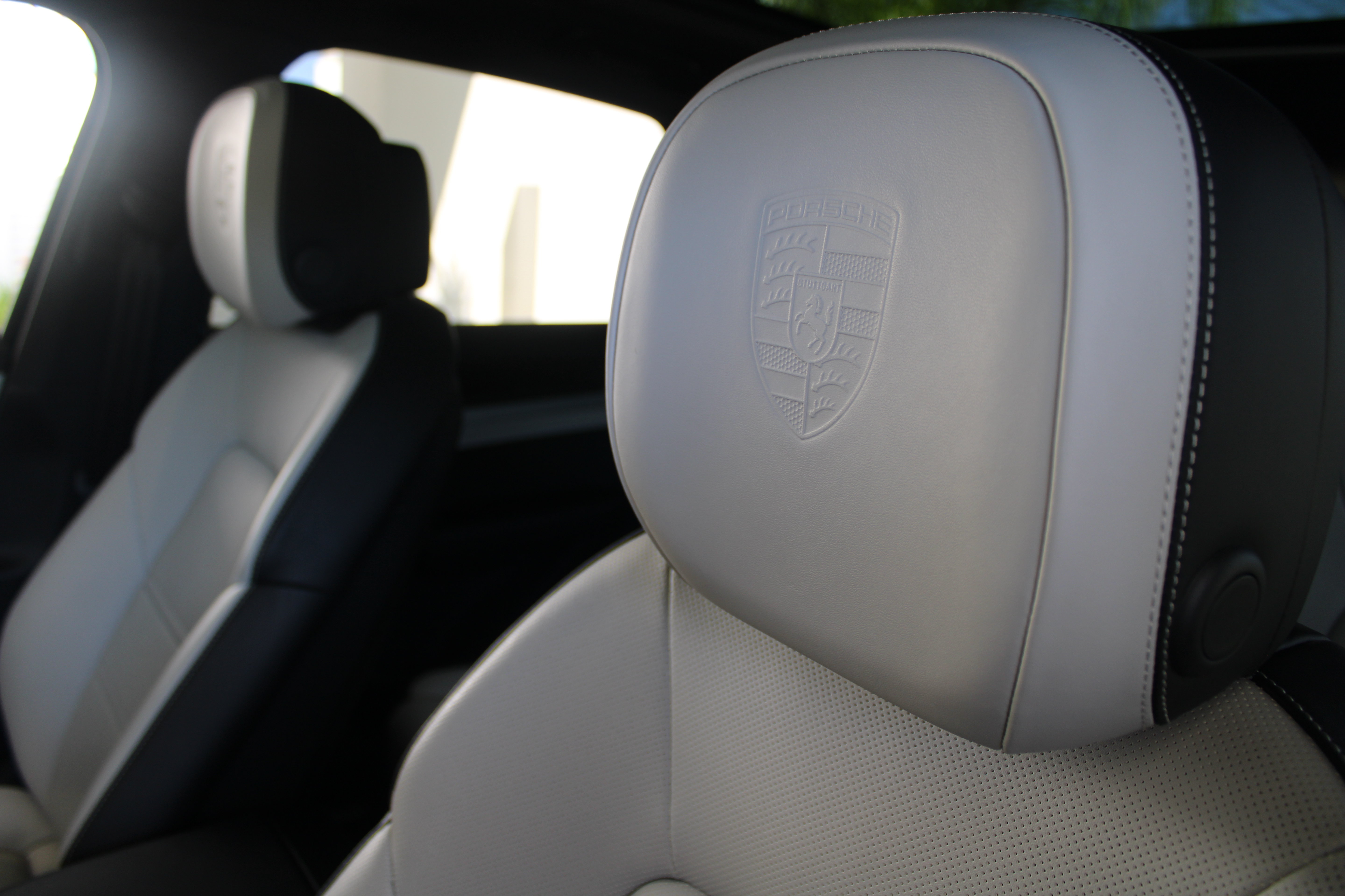 Certified 2025 Porsche Cayenne S AWD/4WD image 23