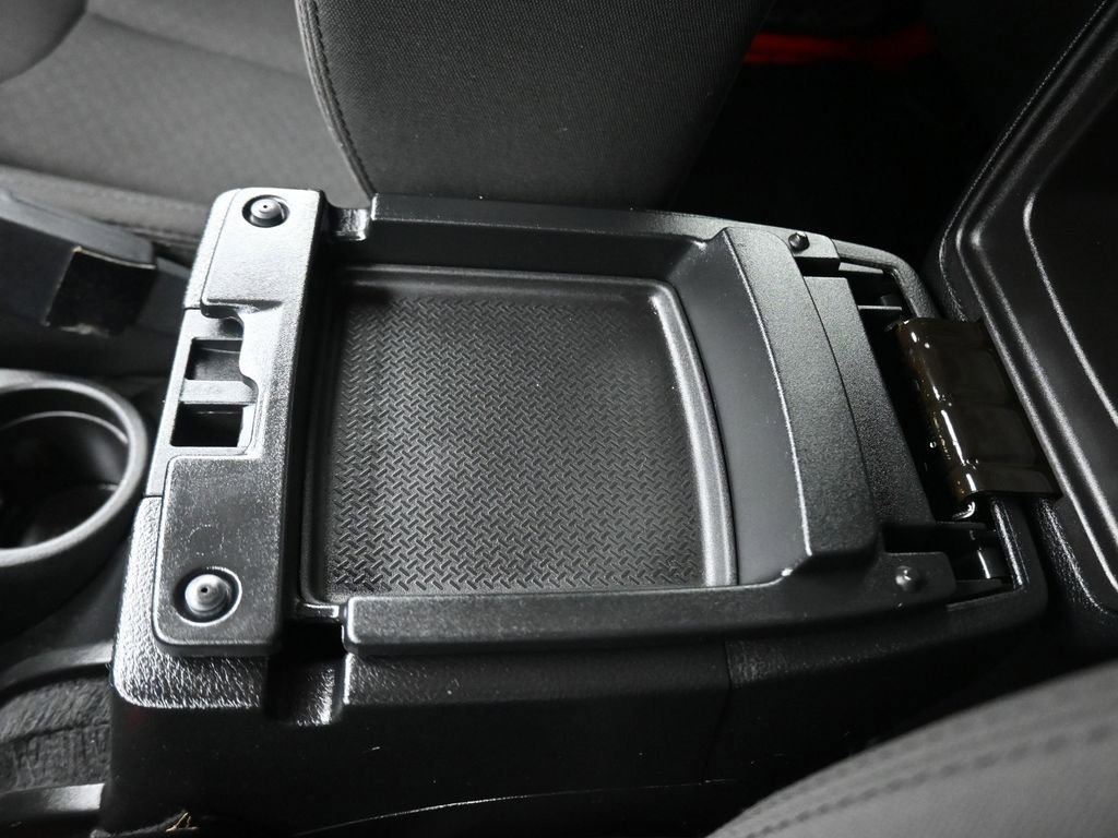 Used 2017 Jeep Wrangler Unlimited Willys image 20