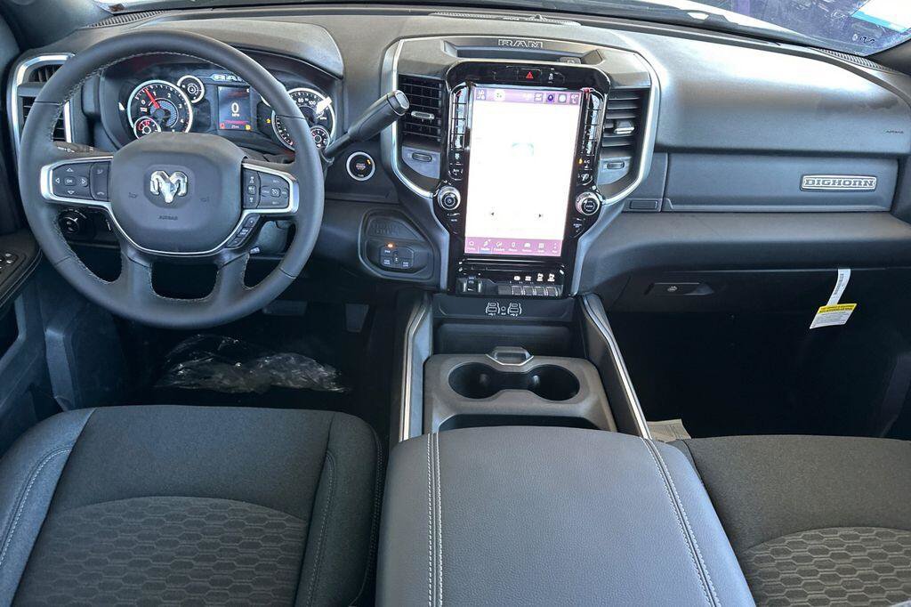 New 2026 RAM 2500 Big Horn AWD/4WD image 13