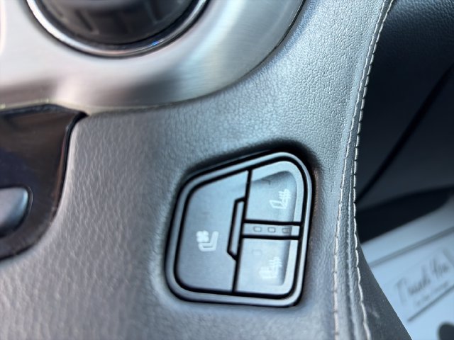 Used 2017 GMC Yukon SLT w/ Premium Edition AWD/4WD image 25
