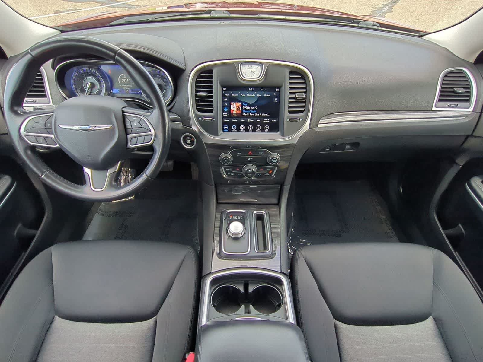 Used 2020 Chrysler 300 Touring w/ Sport Appearance Package RWD image 14