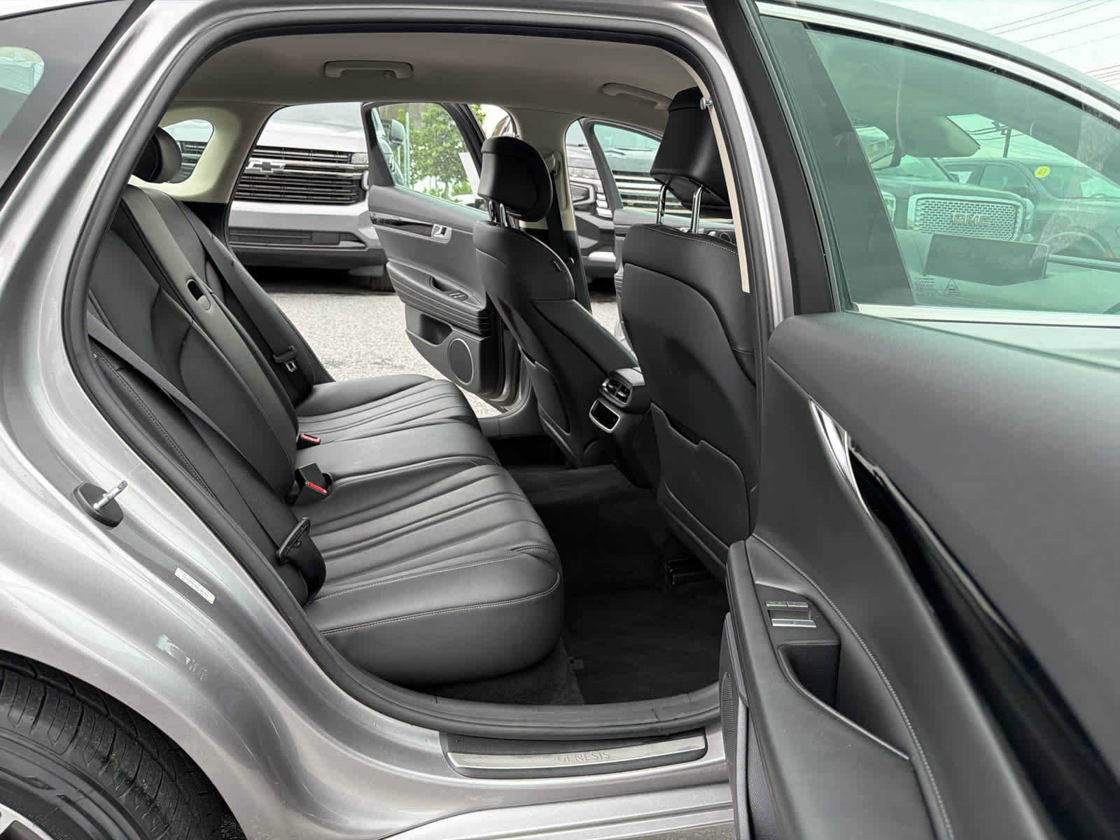 Used 2022 Genesis G80 2.5T AWD/4WD image 17