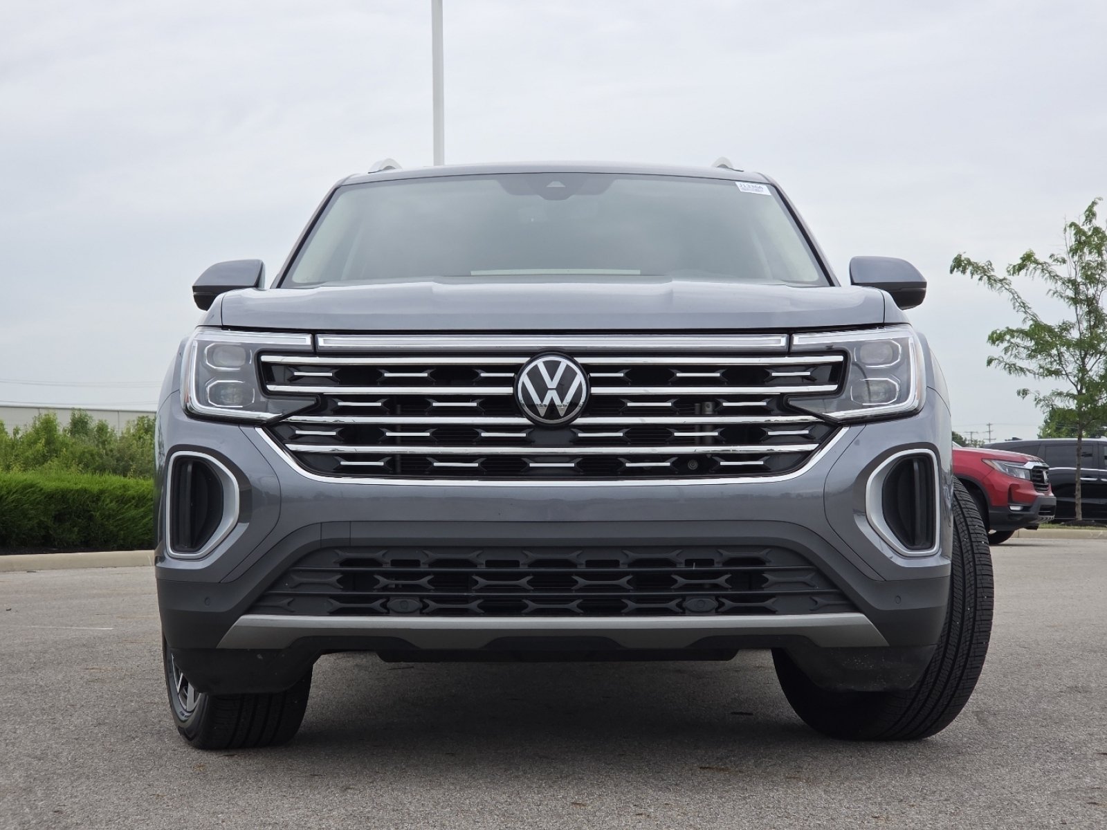 Used 2024 Volkswagen Atlas SEL AWD/4WD image 13