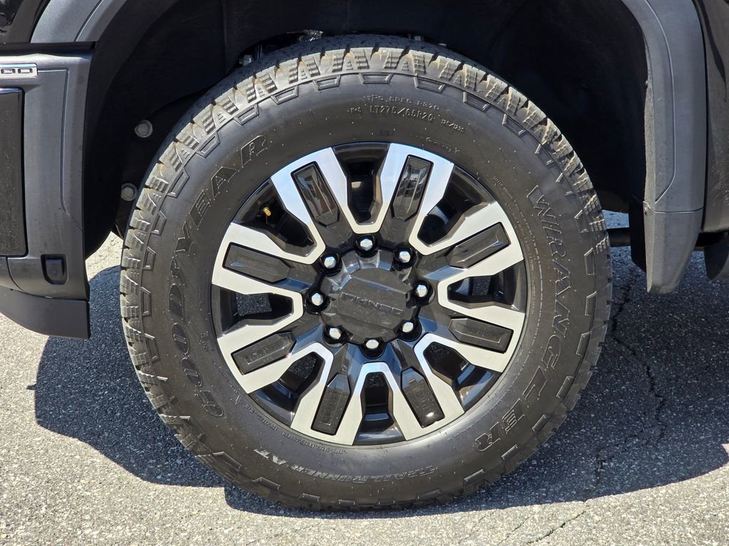 Certified 2025 GMC Sierra 2500 Denali Ultimate AWD/4WD image 27