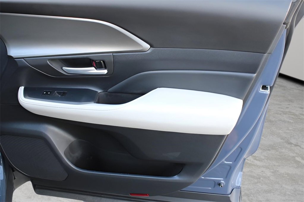 Certified 2024 Toyota Grand Highlander XLE image 25