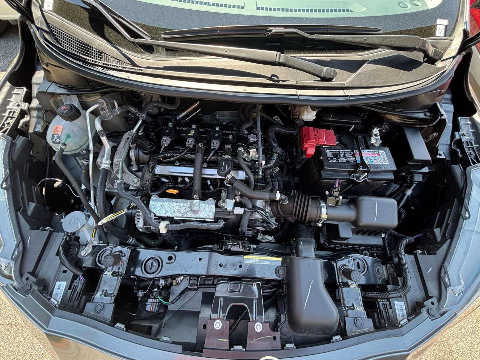 Used 2025 Nissan Versa SV FWD image 32