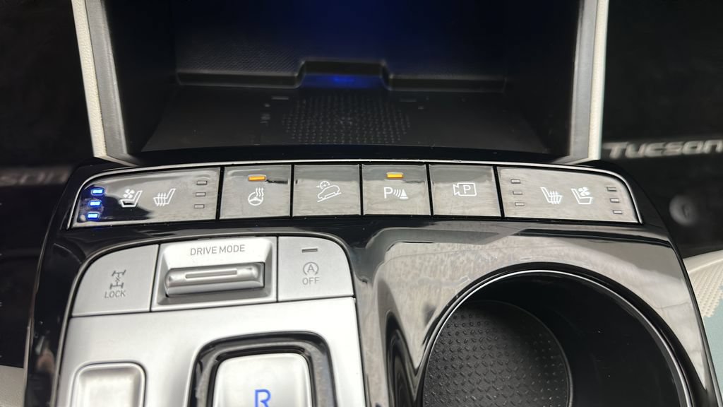 Used 2024 Hyundai Tucson Limited AWD/4WD image 23
