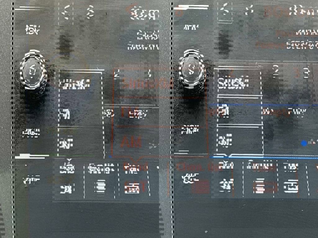 Used 2020 Volkswagen Tiguan SE w/ Panoramic Sunroof Package image 31