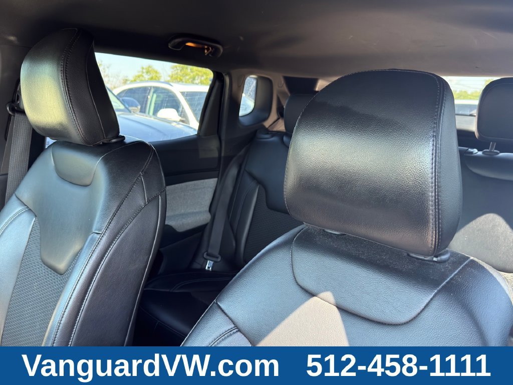 Used 2023 Jeep Compass Latitude w/ Convenience Group AWD/4WD image 15