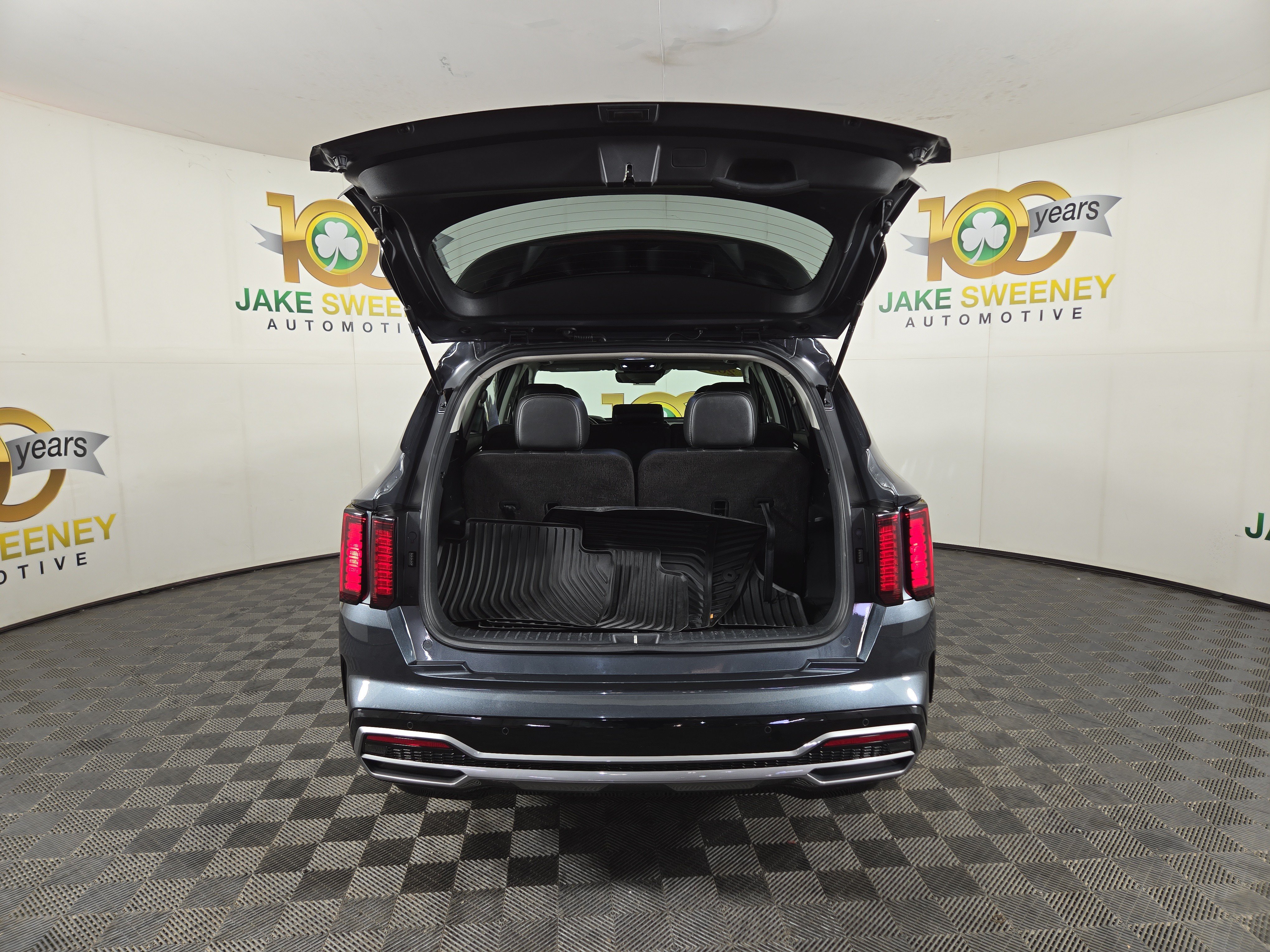 Used 2023 Kia Sorento S w/ Panoramic Sunroof Package FWD image 36