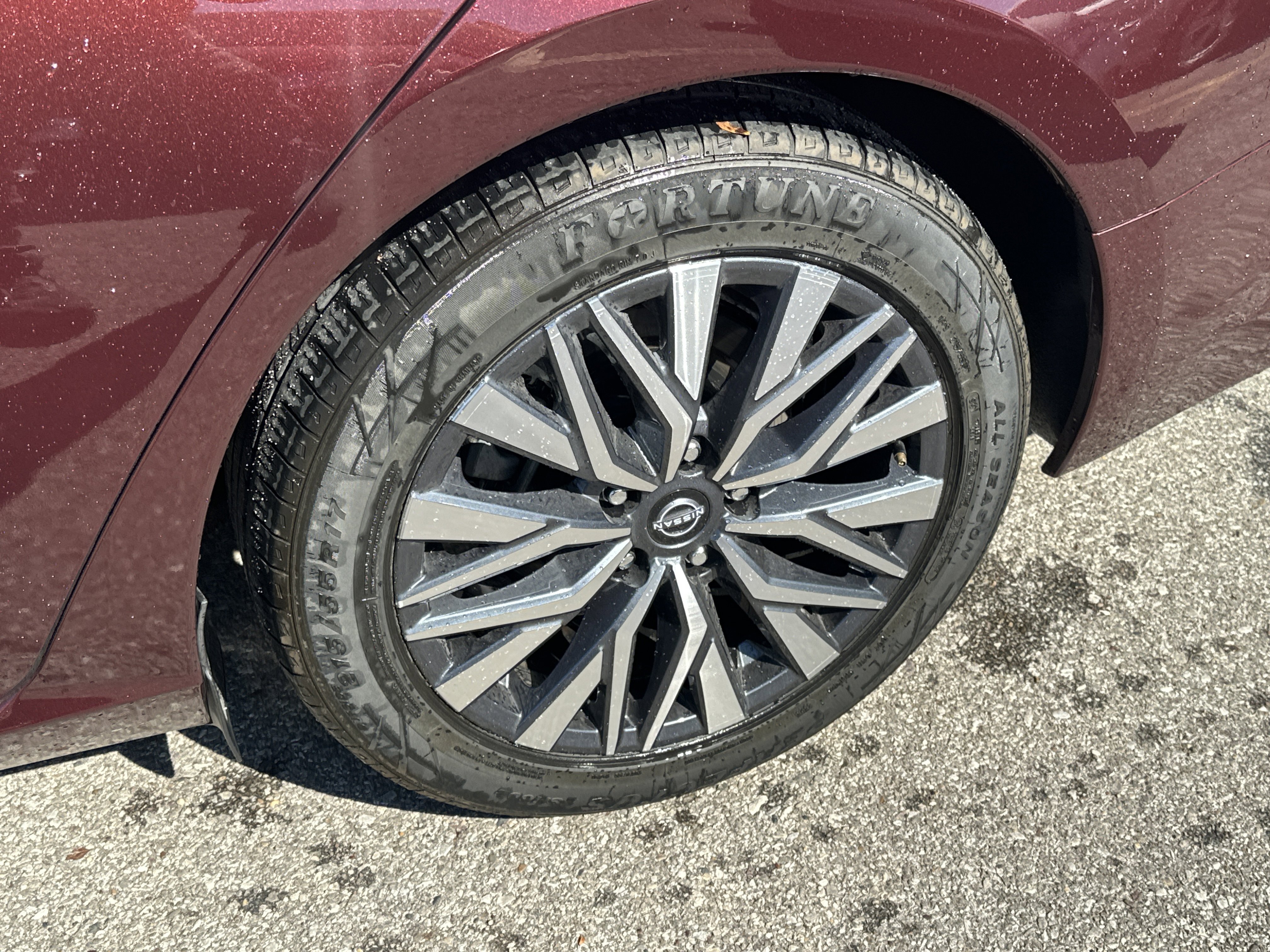 Used 2023 Nissan Altima 2.5 SV image 9