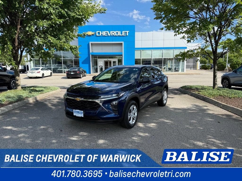 Used 2024 Chevrolet Trax LS w/ Driver Confidence Package