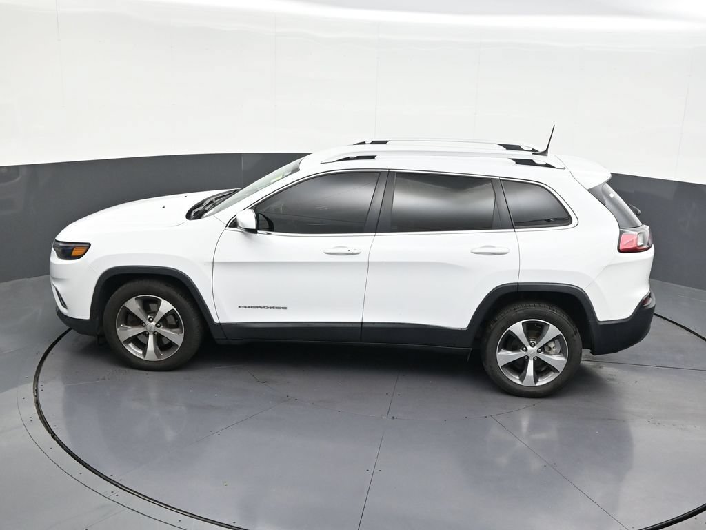 Used 2020 Jeep Cherokee Limited FWD image 16