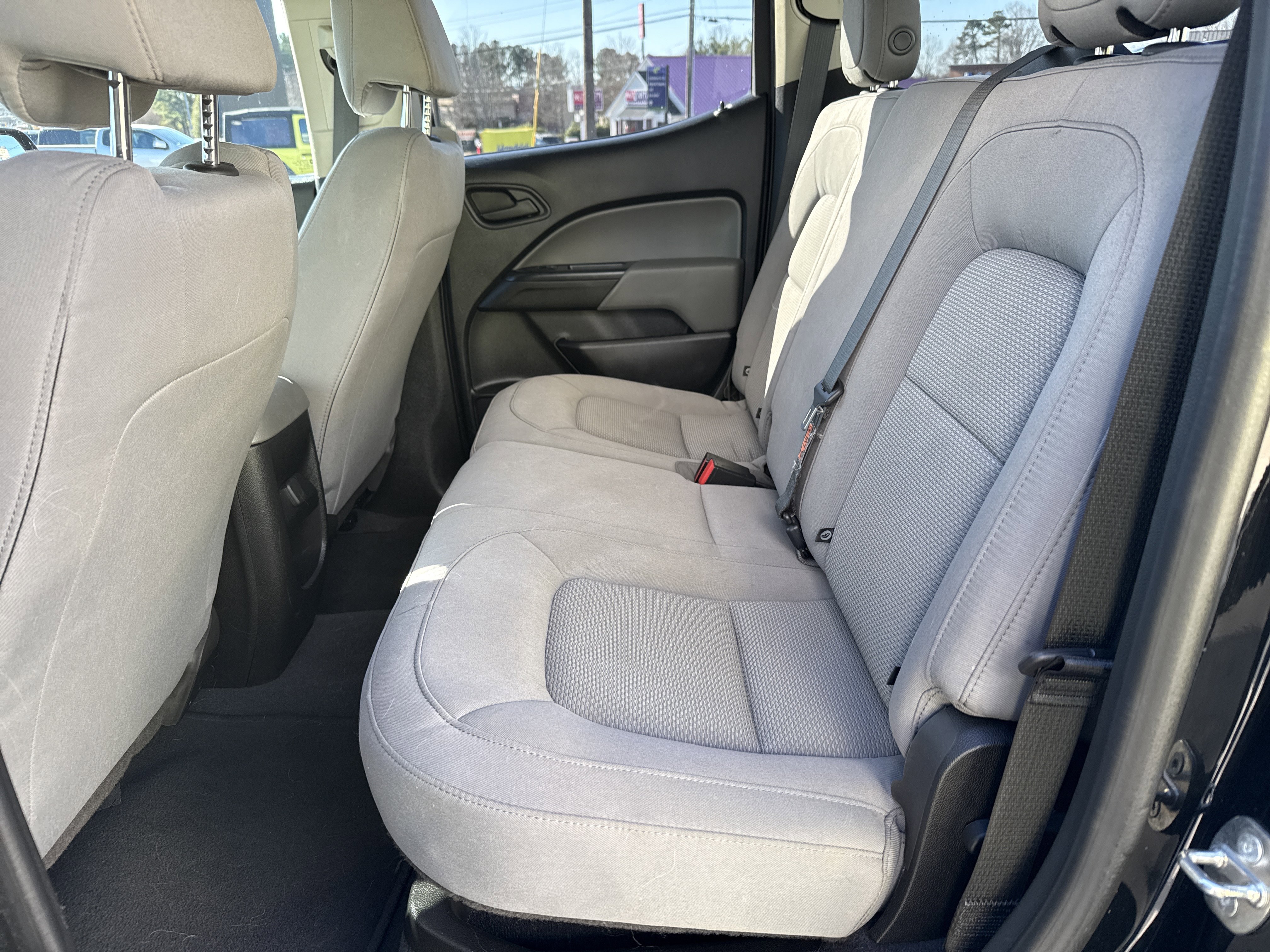 Used 2019 Chevrolet Colorado W/T w/ Custom Special Edition image 32