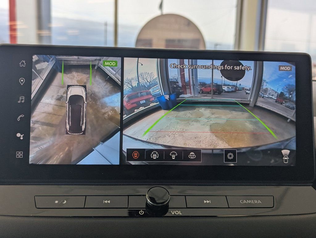 New 2026 Nissan Rogue Platinum image 26