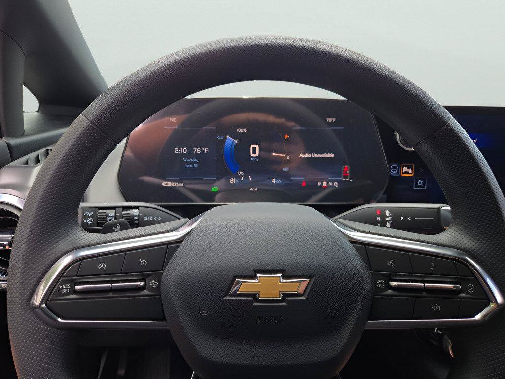 New 2026 Chevrolet Equinox EV LT FWD image 32