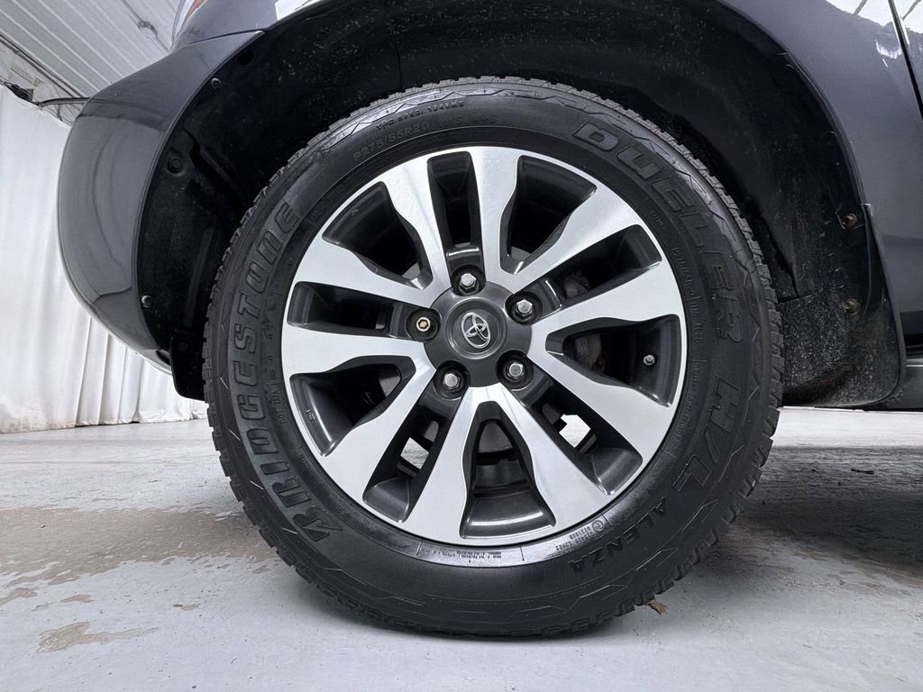 Used 2018 Toyota Sequoia Limited w/ Safety & Convenience Package AWD/4WD image 14