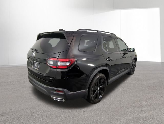 Used 2025 Honda Pilot Black Edition image 13