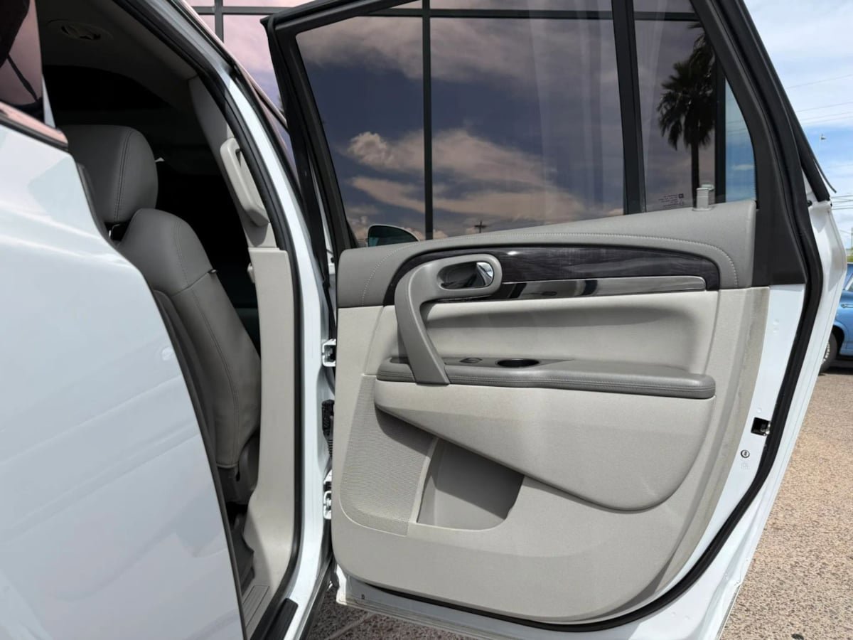 Used 2016 Buick Enclave Leather image 35