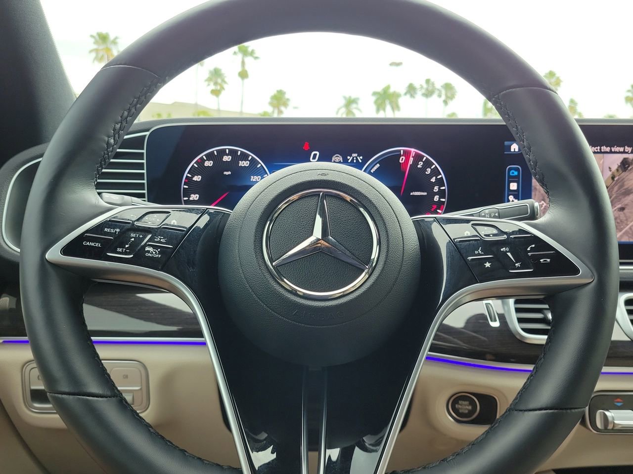 Certified 2025 Mercedes-Benz GLE 450e 4MATIC image 31