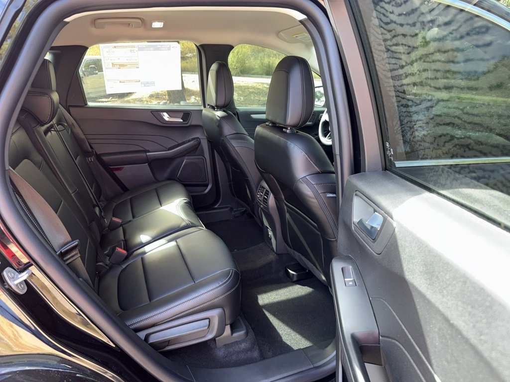New 2026 Ford Escape Platinum image 22