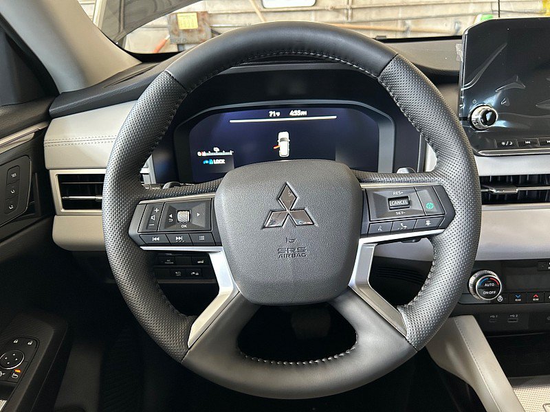 New 2025 Mitsubishi Outlander SEL AWD/4WD image 20