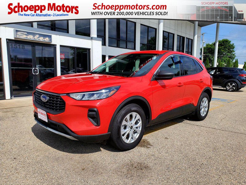 Used 2024 Ford Escape Active AWD/4WD image 1