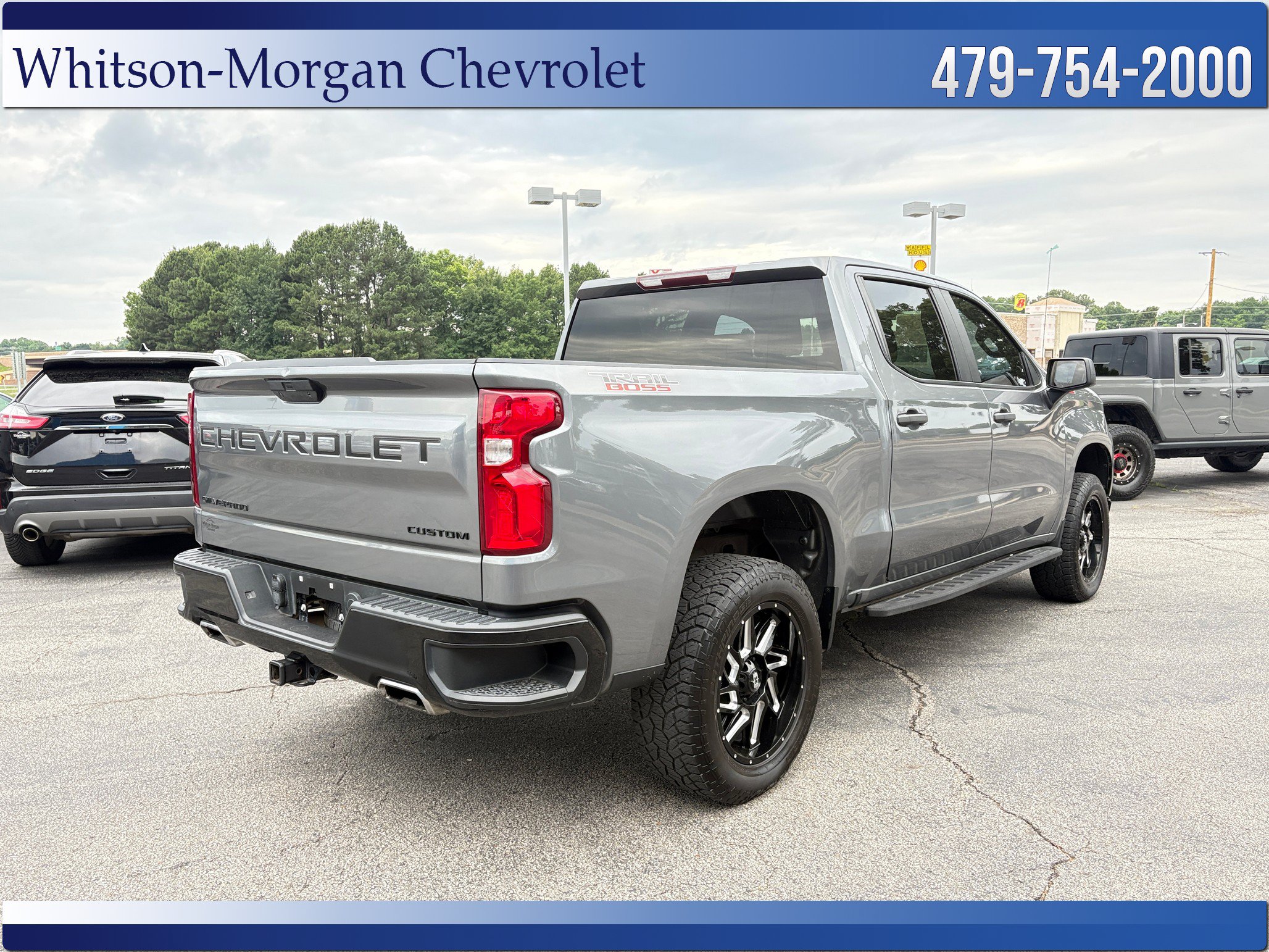 Used 2021 Chevrolet Silverado 1500 Custom Trail Boss w/ LPO, Dark Essentials Package AWD/4WD image 5