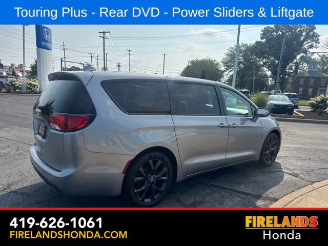 Used 2019 Chrysler Pacifica Touring Plus w/ S Appearance Package FWD image 5