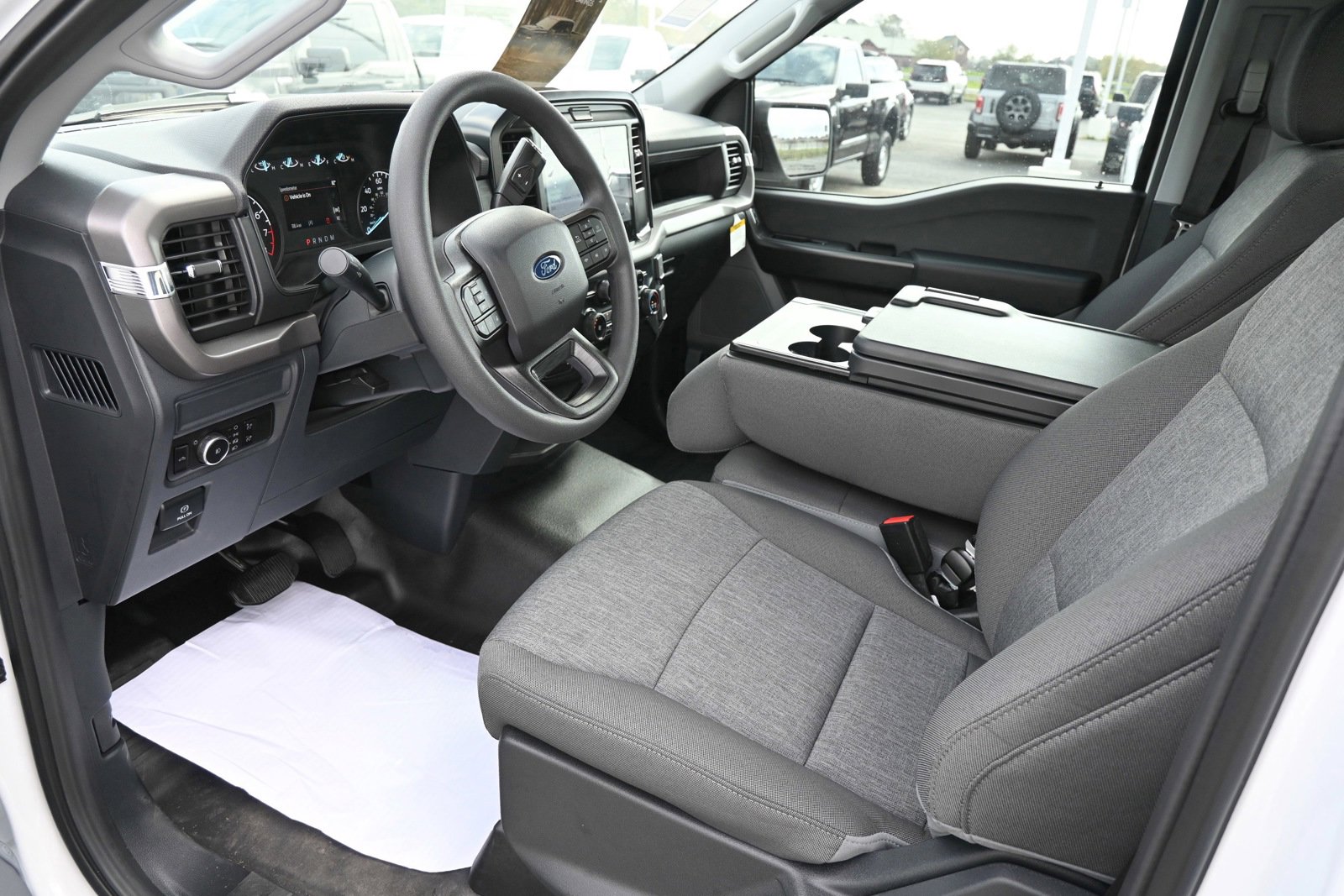 New 2026 Ford F150 XL w/ Equipment Group 103A High image 15