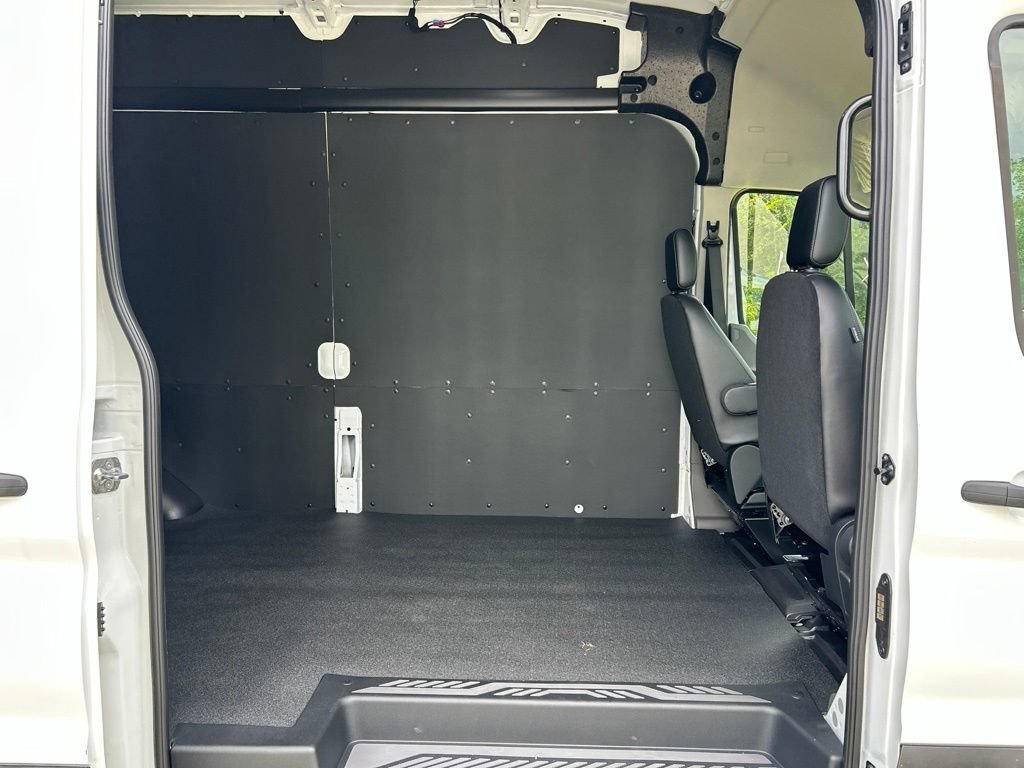 New 2026 Ford Transit 250 148 High Roof AWD w/ Load Area Protection Package image 35