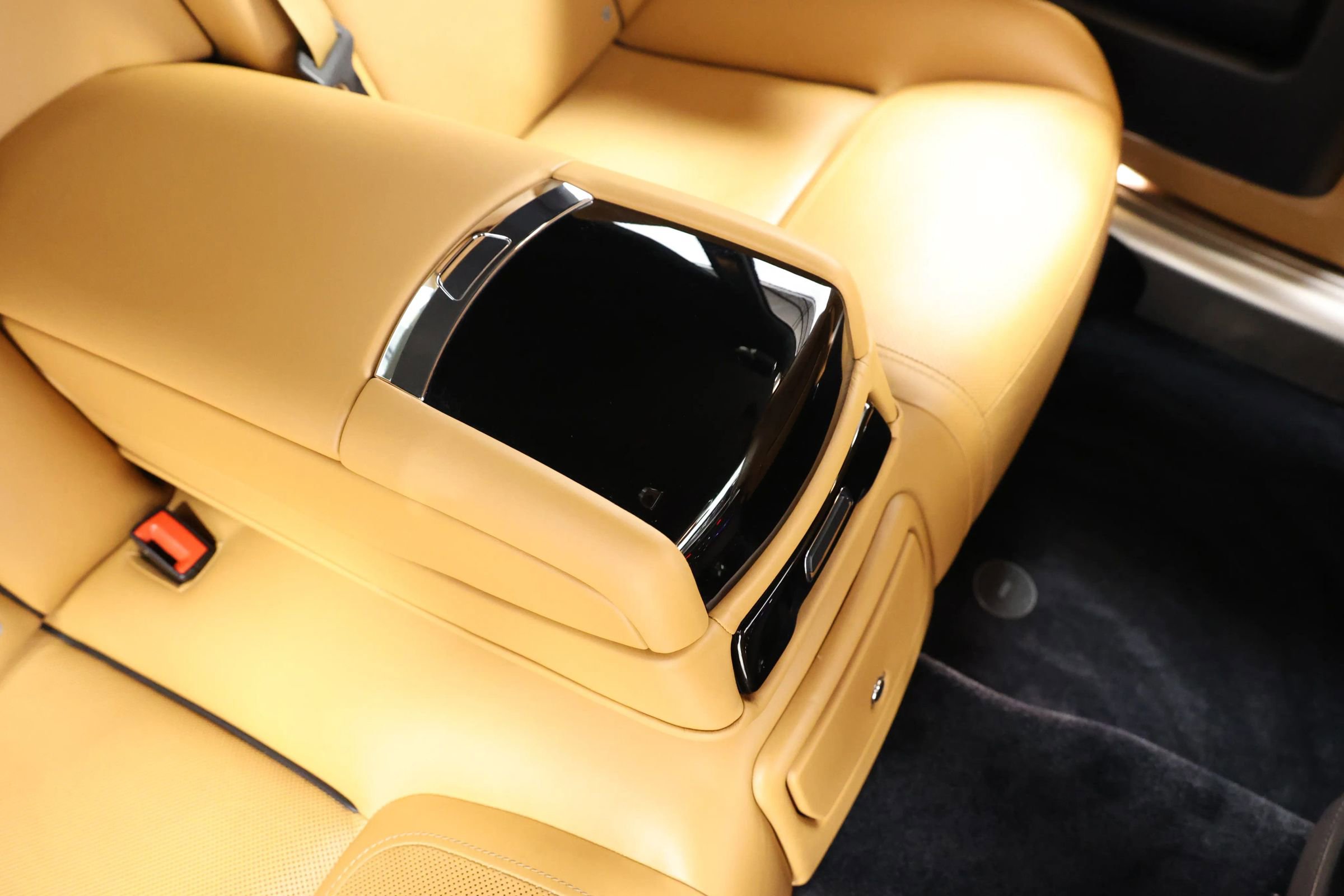 Used 2017 Rolls-Royce Ghost image 82