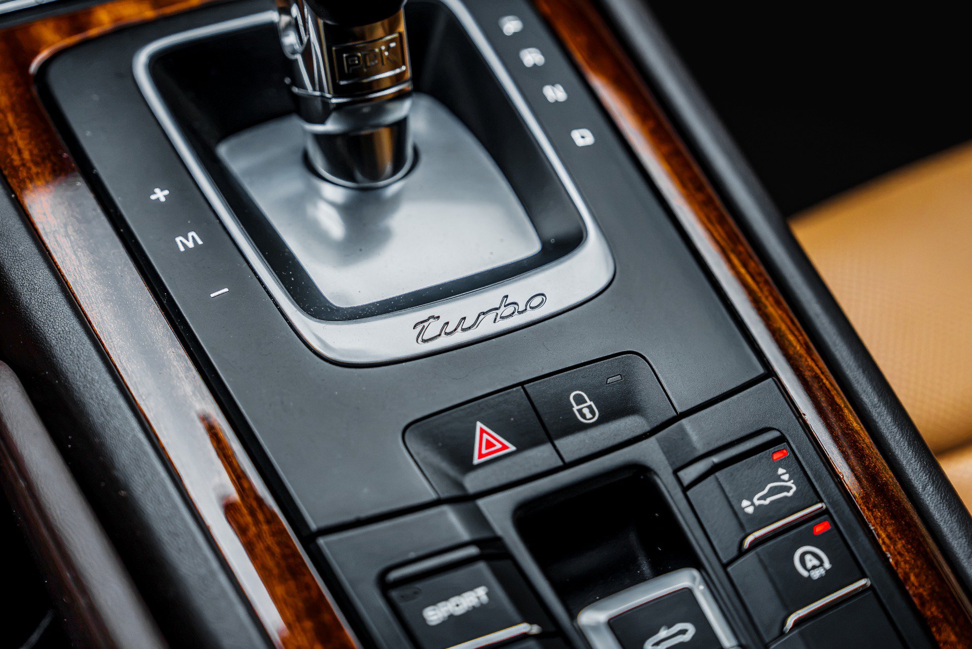 Used 2015 Porsche 911 Turbo AWD/4WD image 45